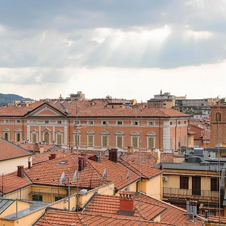 Appartamento UR-NEST Indipendenza Bologna Esterno foto