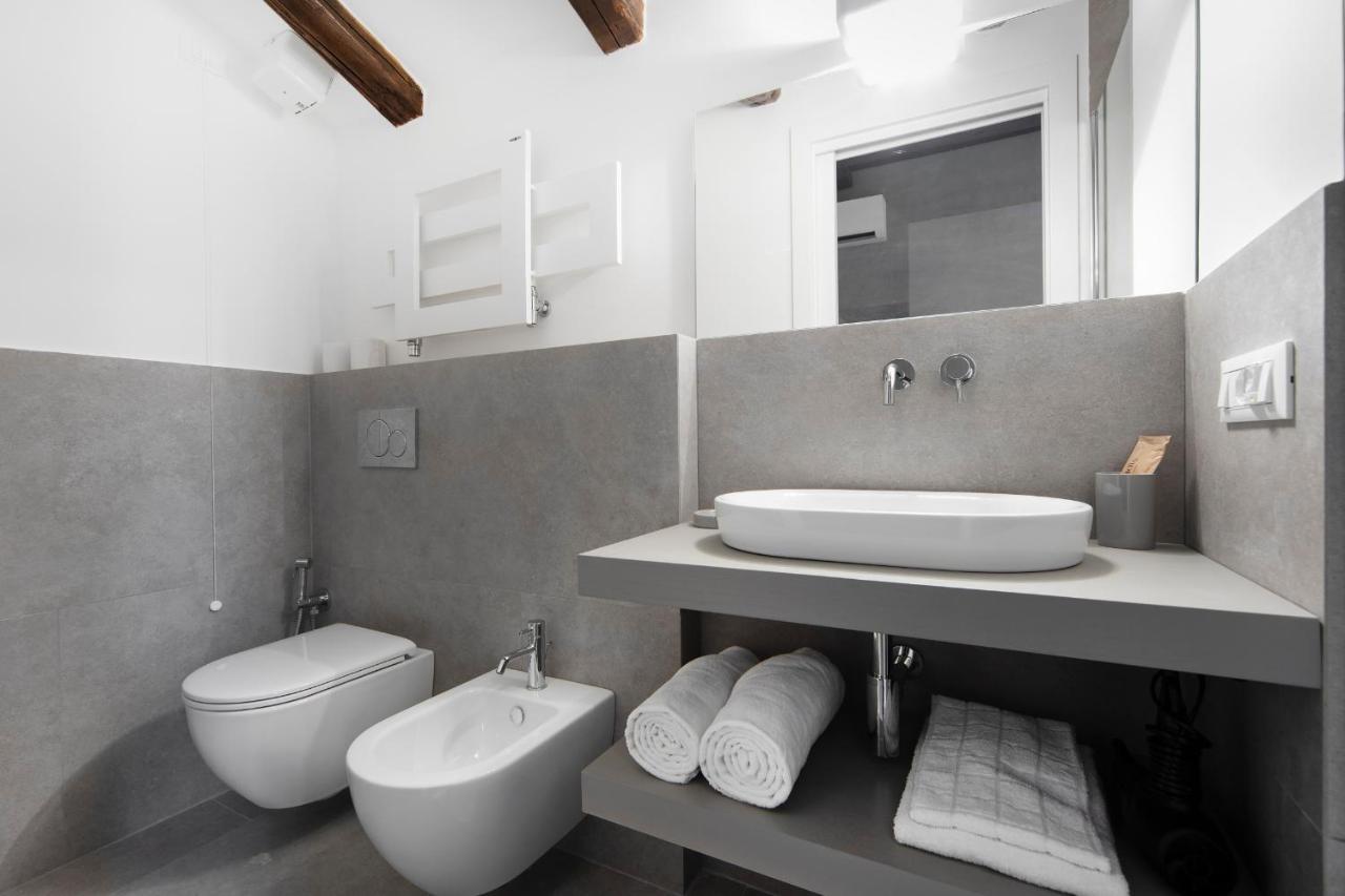Appartamento UR-NEST Indipendenza Bologna Esterno foto